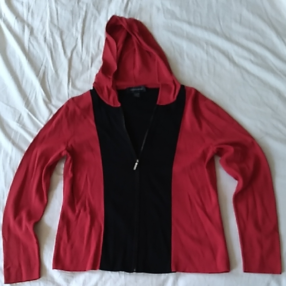 Cable & Gauge Red and Black Colorblock Hooded Zip Sweater